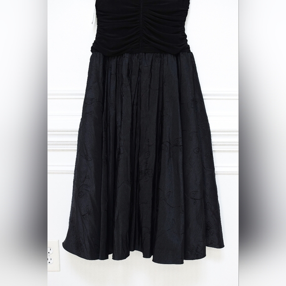 NWT Vintage Black Drop Waist Dress Embroidered Formal Prom Deadstock Size 10 90s - Picture 7 of 9